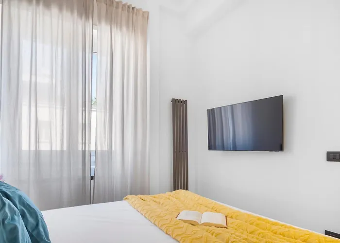 Artstay - Exclusive Near Metro B, Parking, Ac Roma